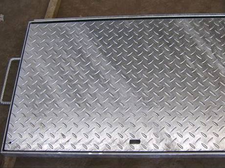 https://www.chinasteelgrating.com/images/compound-steel-grating-armrest.jpg