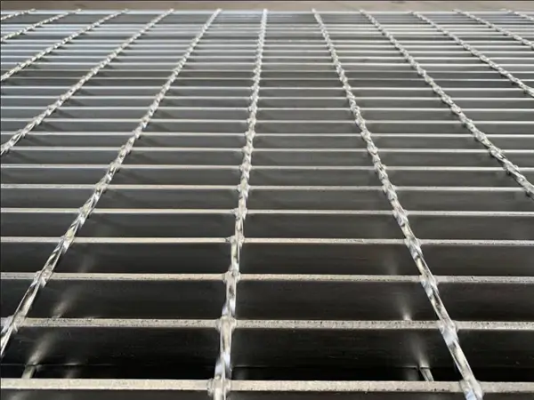 Stainless steel grating details in factory